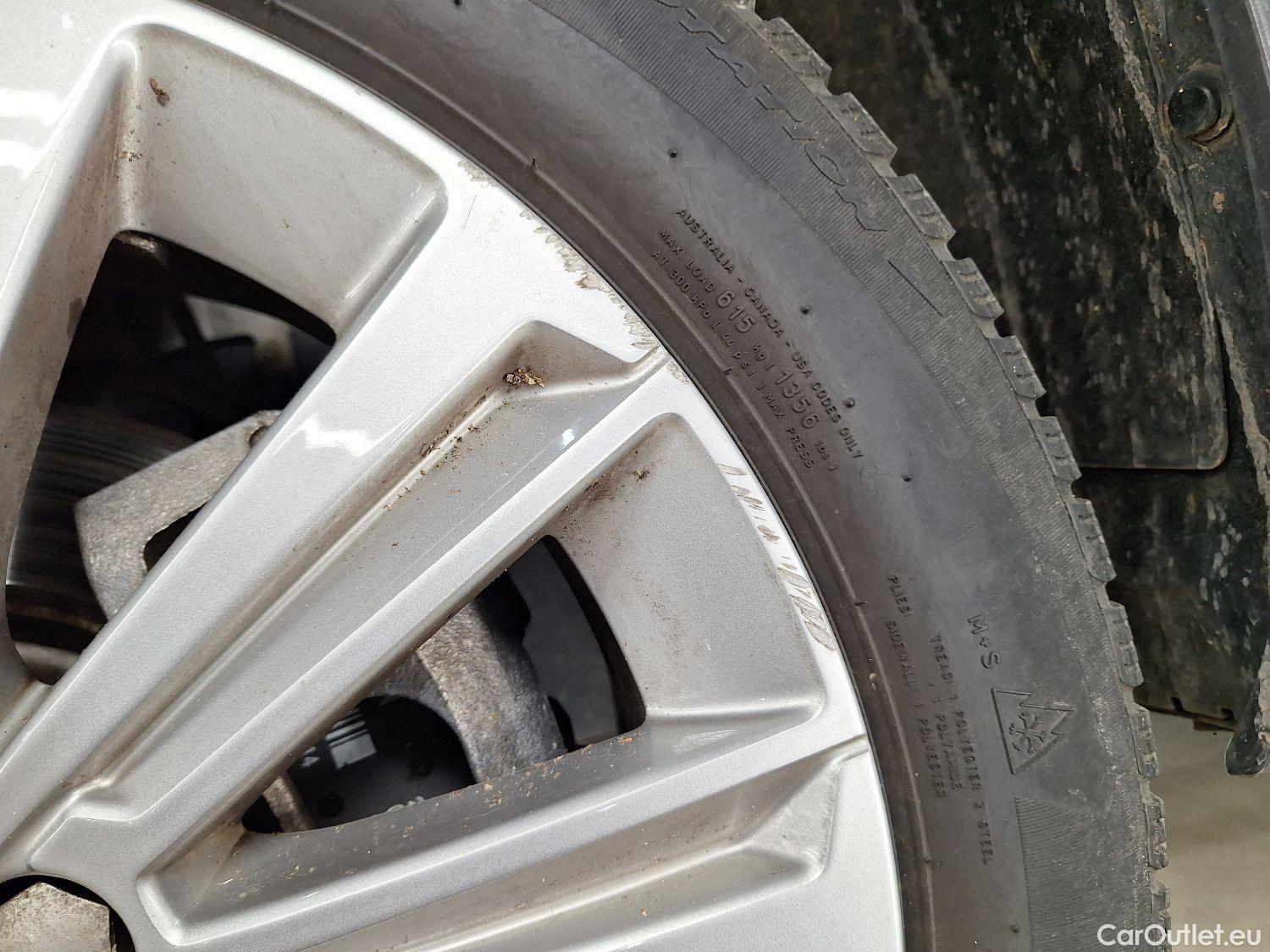  Peugeot  308 Peugeot,  FL'17, Peugeot  1.5 BlueHDi 130 S&S EAT8 Allure 5d #5