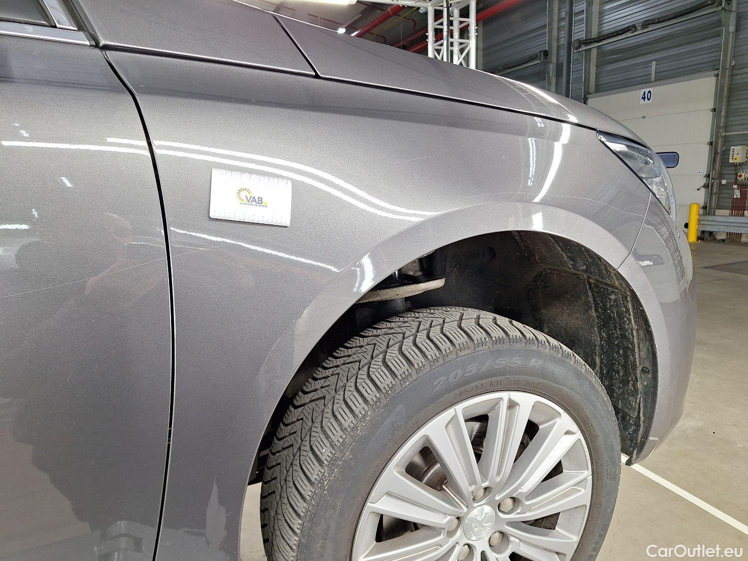  Peugeot  308 Peugeot,  FL'17, Peugeot  1.5 BlueHDi 130 S&S EAT8 Allure 5d #11