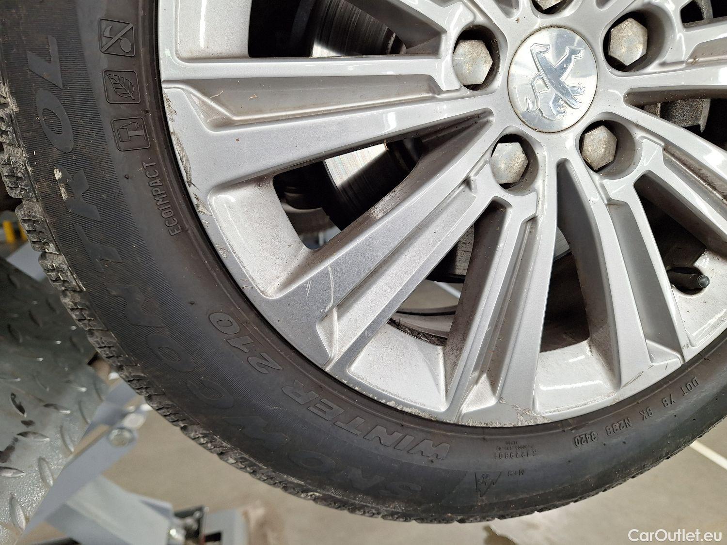  Peugeot  308 Peugeot,  FL'17, Peugeot  1.5 BlueHDi 130 S&S EAT8 Allure 5d #4