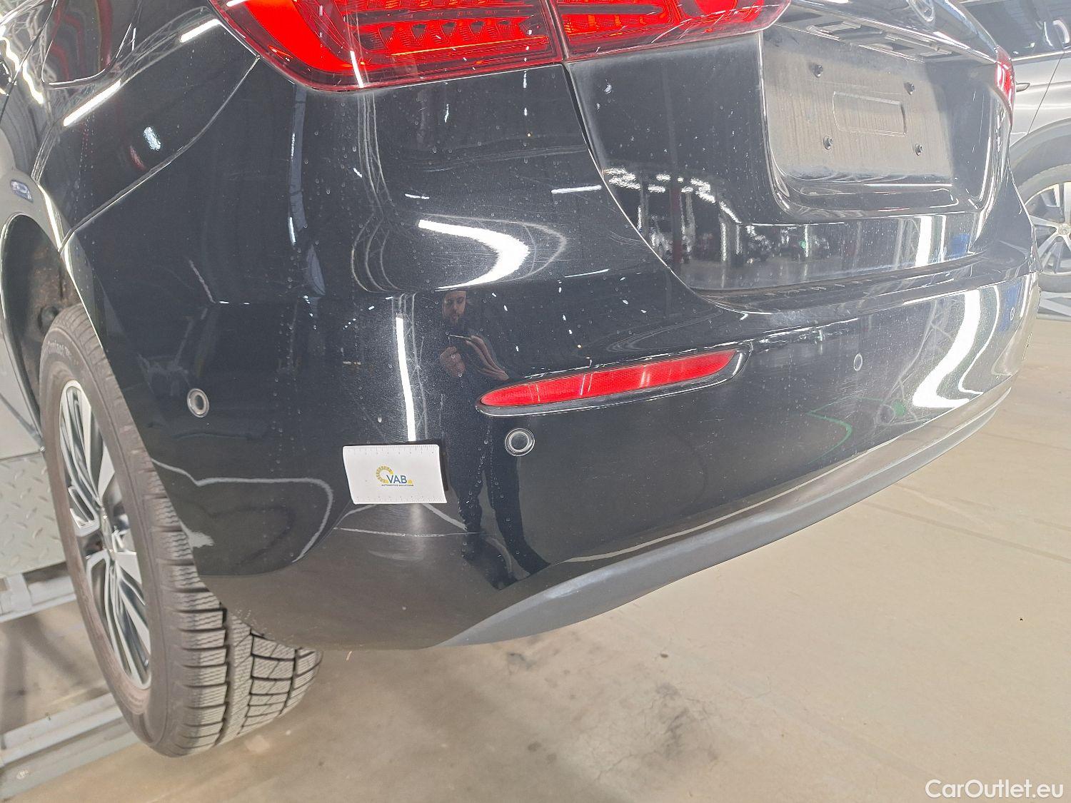  Mercedes  A-Klasse Mercedes, A-Class '18, Mercedes-Benz  A 160 Business Solution 5d #24