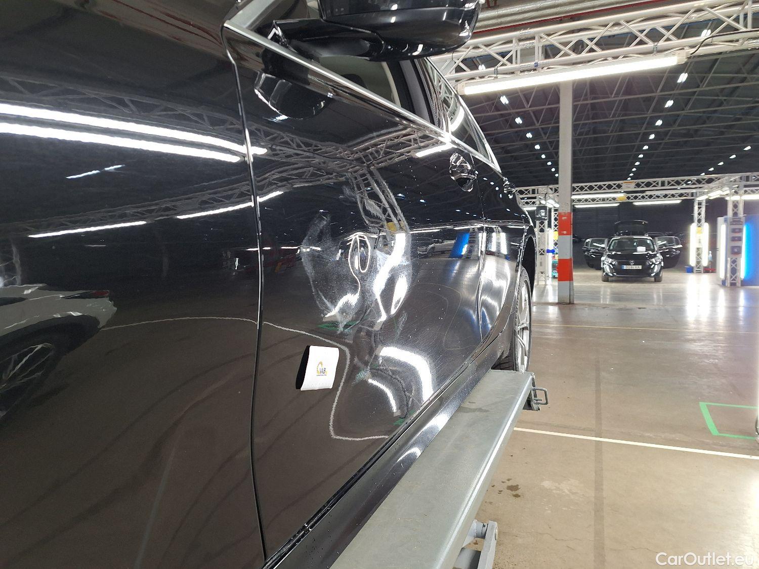  Bmw  Serie 3 BMW, 3-serie '18, BMW 3 Reeks Berline 318dA (110 kW) 4d #23