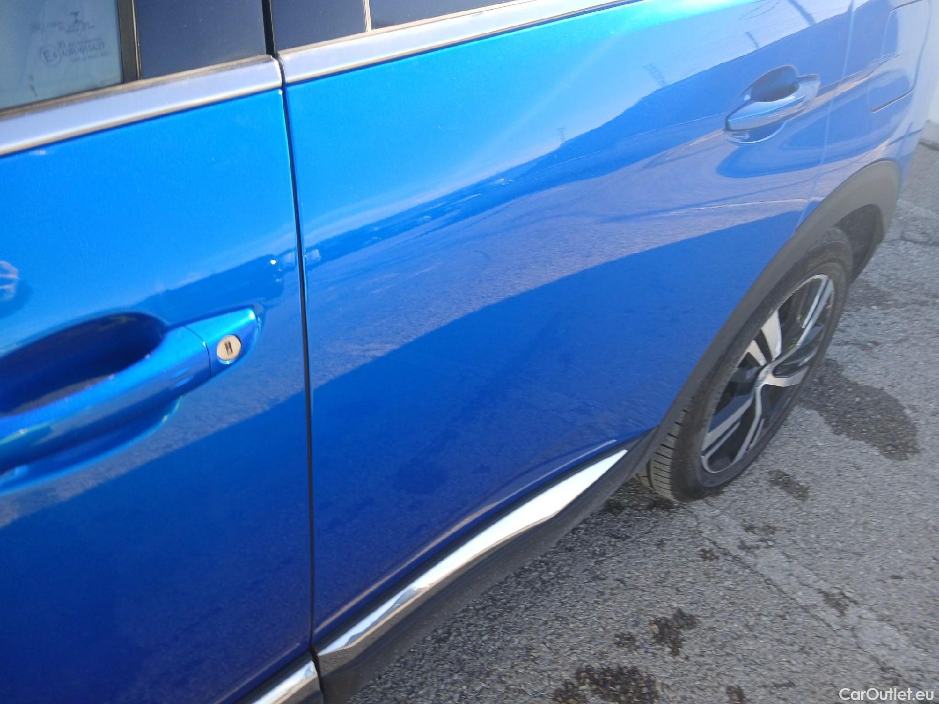  Peugeot  3008 PEUGEOT  Hybrid / 2020 / 5P / todoterreno 225 e-EAT8 GT #7