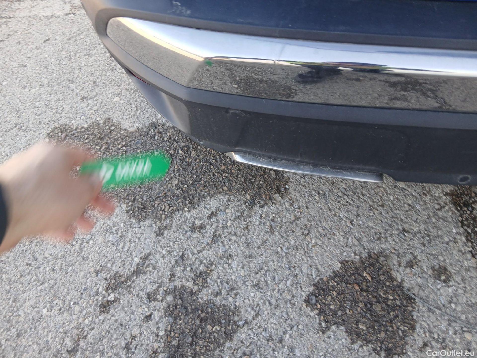  Peugeot  3008 PEUGEOT  Hybrid / 2020 / 5P / todoterreno 225 e-EAT8 GT #17