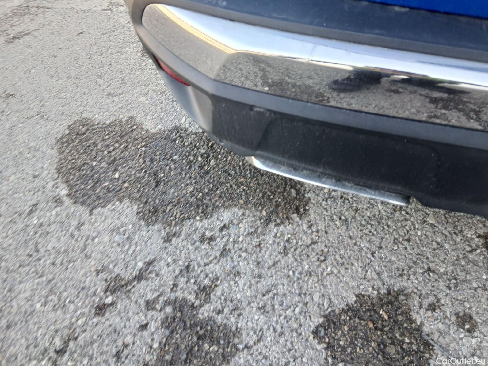  Peugeot  3008 PEUGEOT  Hybrid / 2020 / 5P / todoterreno 225 e-EAT8 GT #18