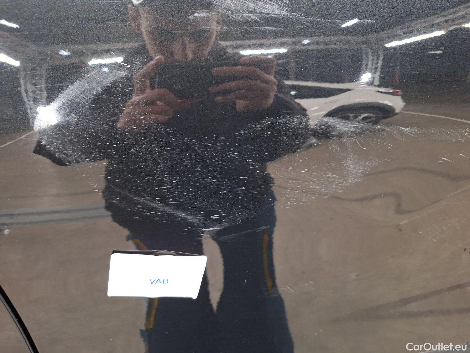  Bmw  Serie 3 BMW, 3-serie '18, BMW 3 Reeks Berline 318dA (110 kW) 4d #26