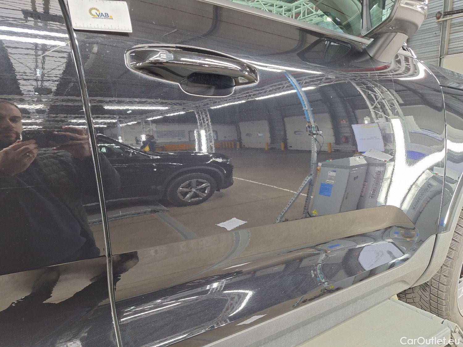  Volvo  XC 40 Volvo, XC40 '17, Volvo XC40 T3 Geartronic Momentum Pro 5d #13