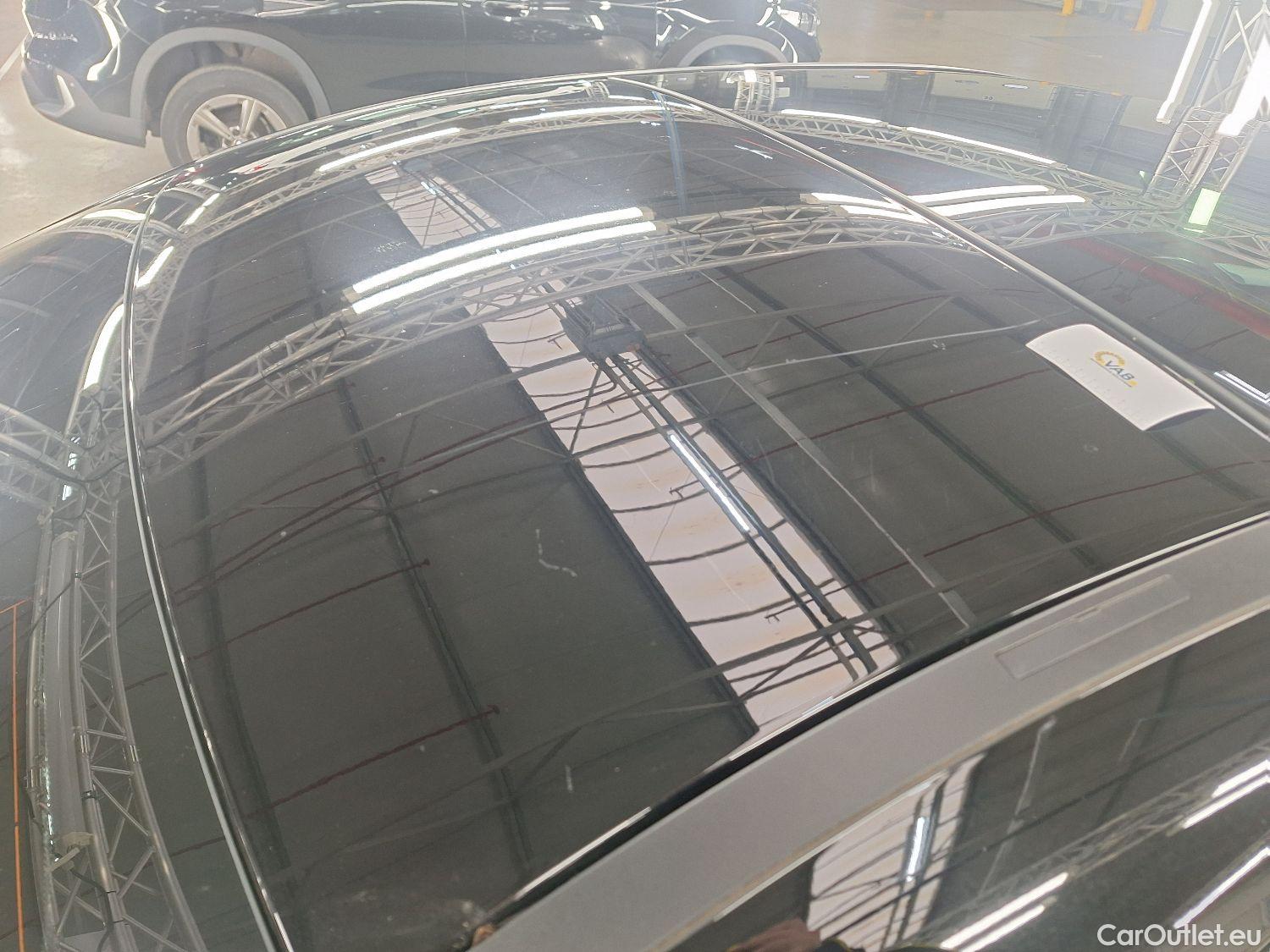  Mercedes  A-Klasse Mercedes, A-Class Berline '18, Mercedes-Benz  Limousine A 180d Business S #19