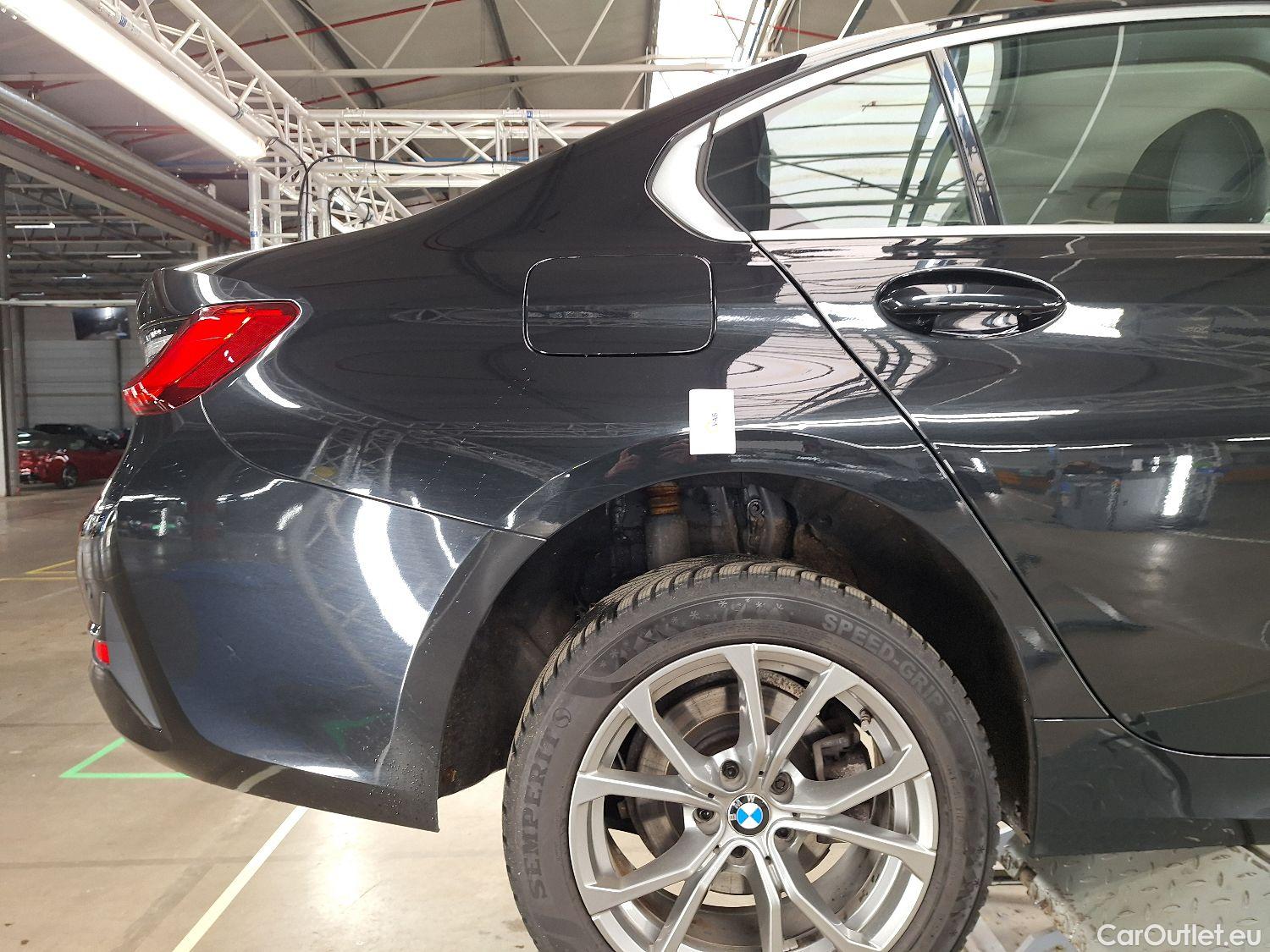  Bmw  Serie 3 BMW, 3-serie '18, BMW 3 Reeks Berline 318dA (110 kW) 4d #15