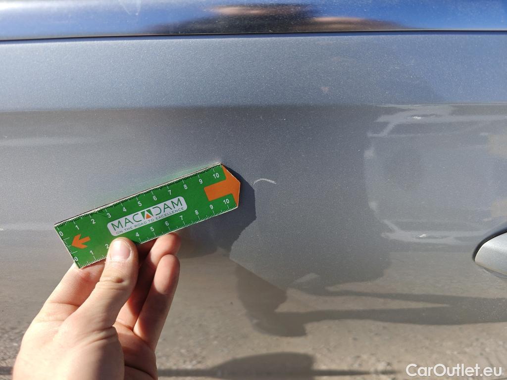  Mercedes  B-Klasse MERCEDES-BENZ Clase B / 2019 / 5P / monovolumen compacto B 180 d #36