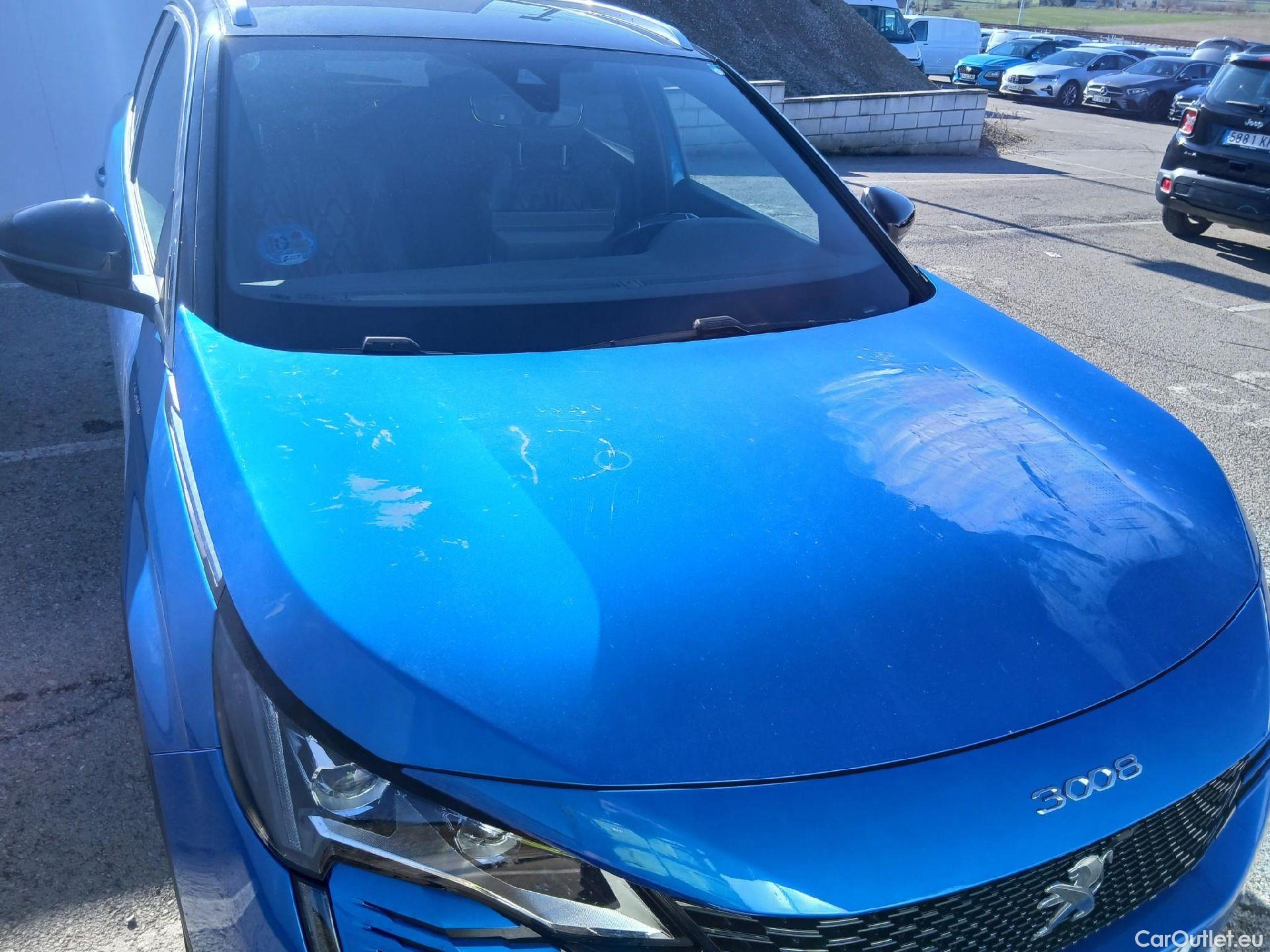  Peugeot  3008 PEUGEOT  Hybrid / 2020 / 5P / todoterreno 225 e-EAT8 GT #1