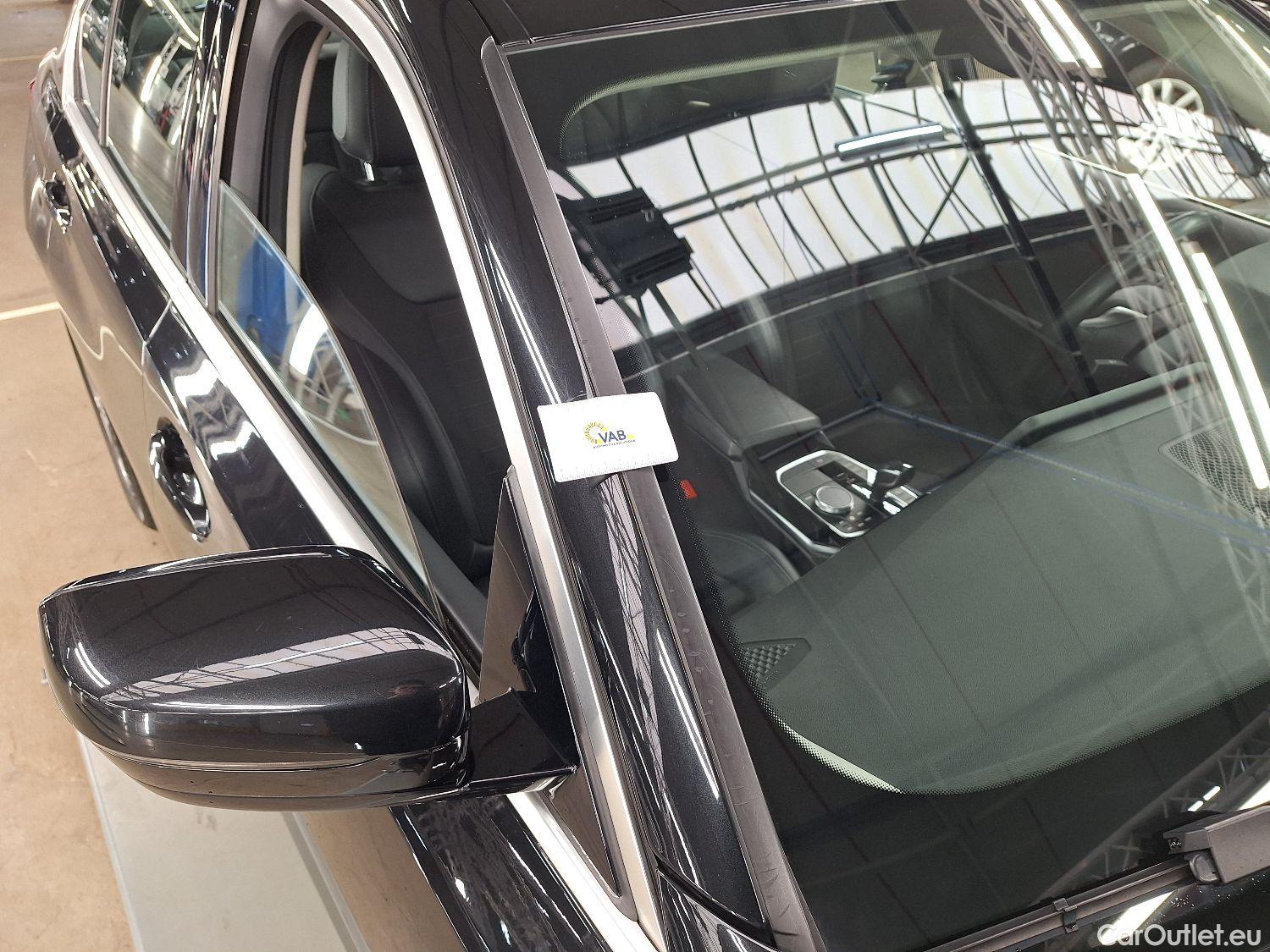  Bmw  Serie 3 BMW, 3-serie '18, BMW 3 Reeks Berline 318dA (110 kW) 4d #27