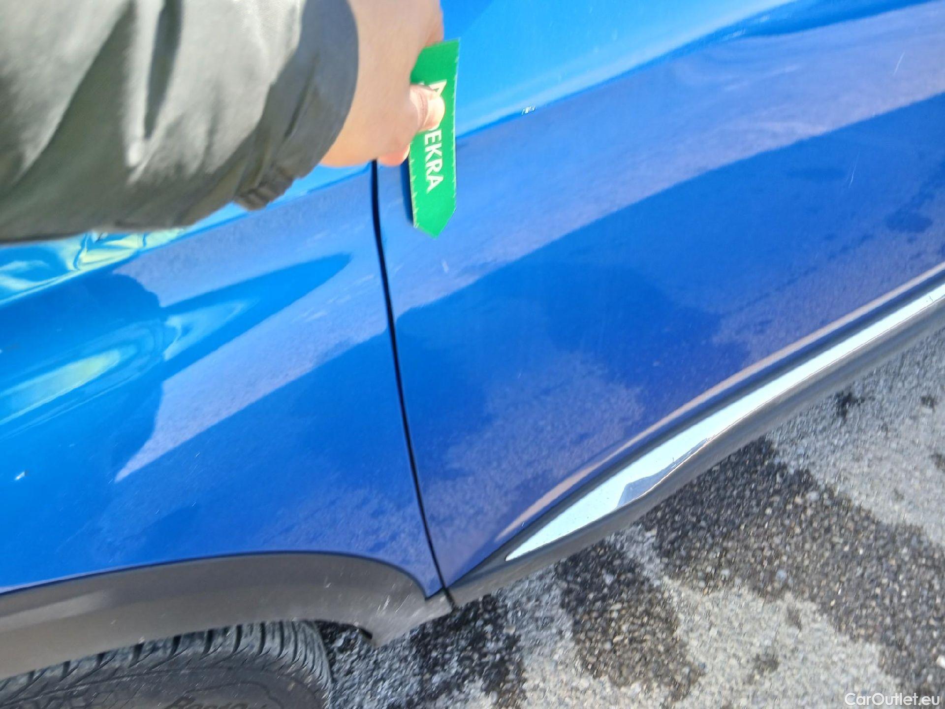  Peugeot  3008 PEUGEOT  Hybrid / 2020 / 5P / todoterreno 225 e-EAT8 GT #5