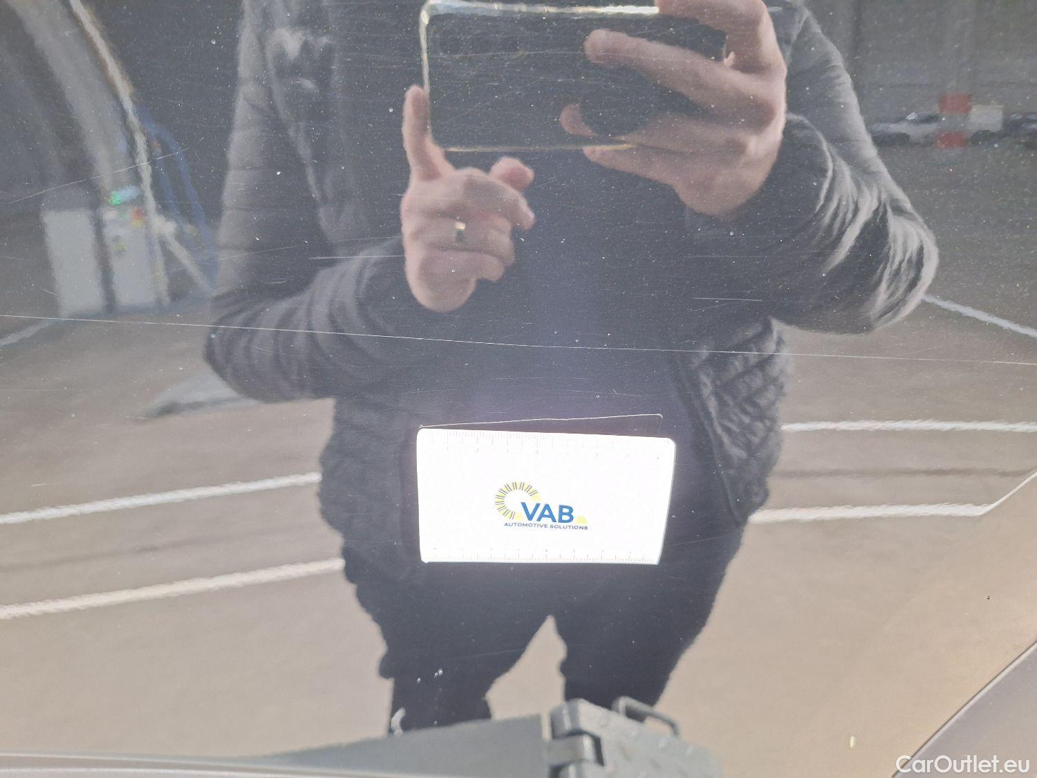  Renault  Captur Renault,  '19, Renault  E-TECH Plug-in Hybrid Intens 5d #25