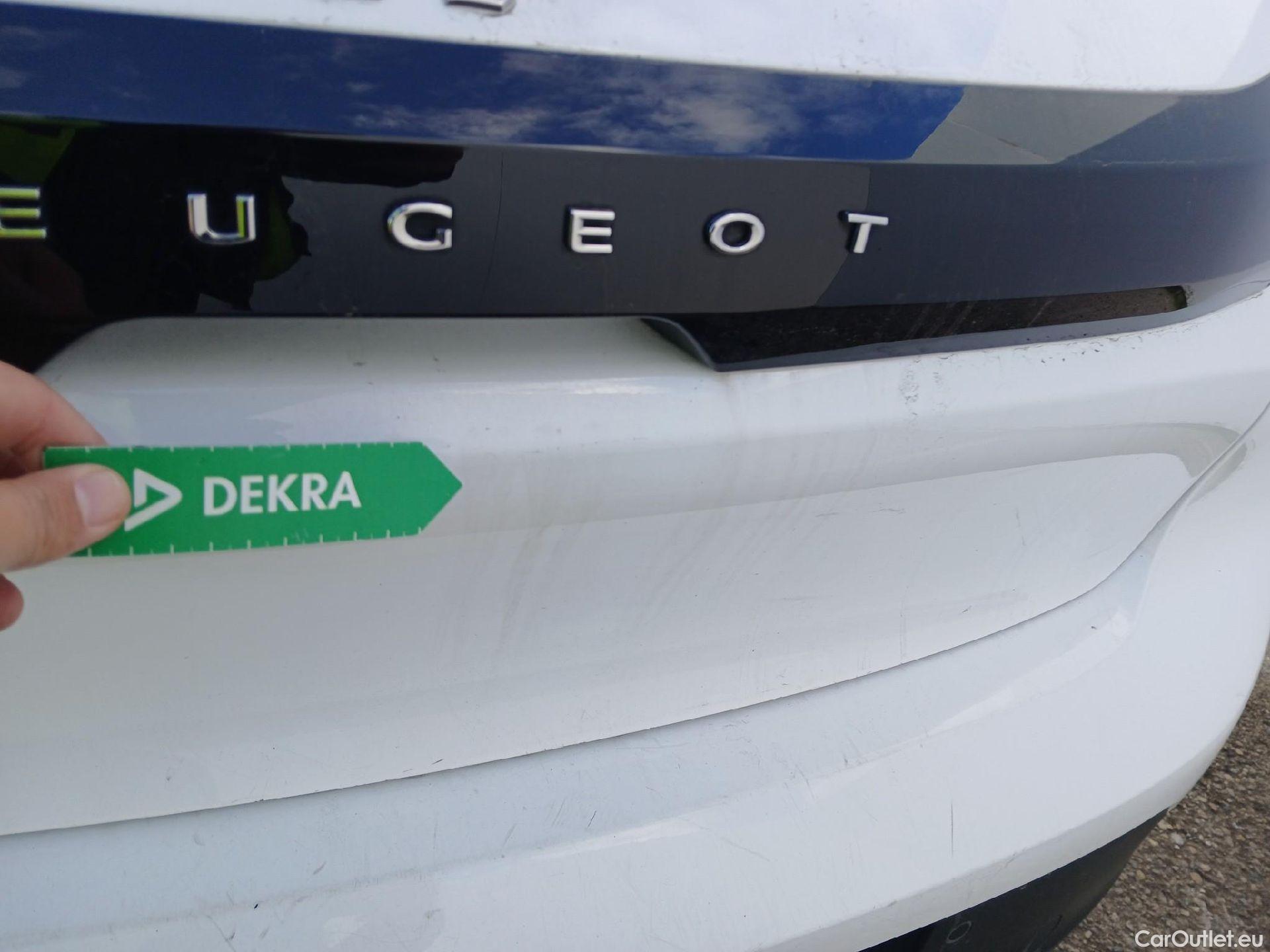  Peugeot  208 PEUGEOT  / 2019 / 5P / berlina con portón BlueHDi 73kW (100CV) Active Pack (AC) #38