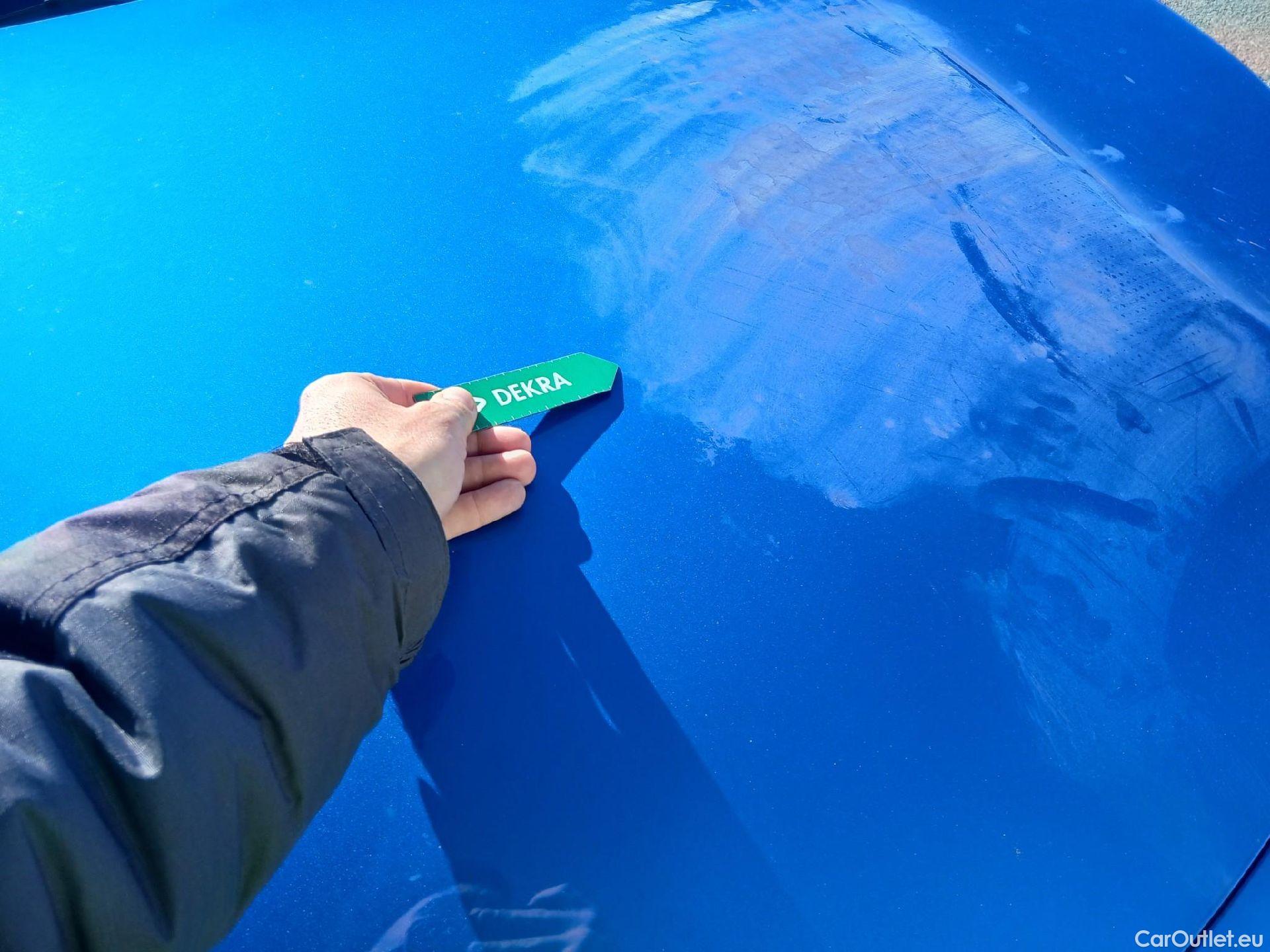  Peugeot  3008 PEUGEOT  Hybrid / 2020 / 5P / todoterreno 225 e-EAT8 GT #2