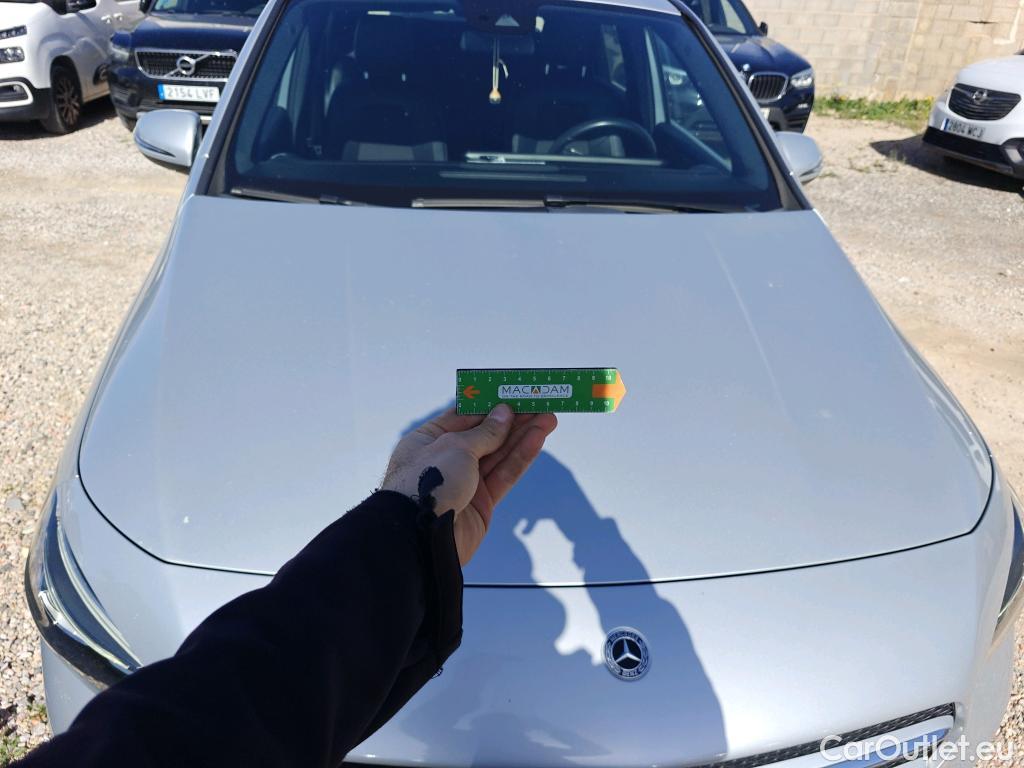  Mercedes  B-Klasse MERCEDES-BENZ Clase B / 2019 / 5P / monovolumen compacto B 180 d #1