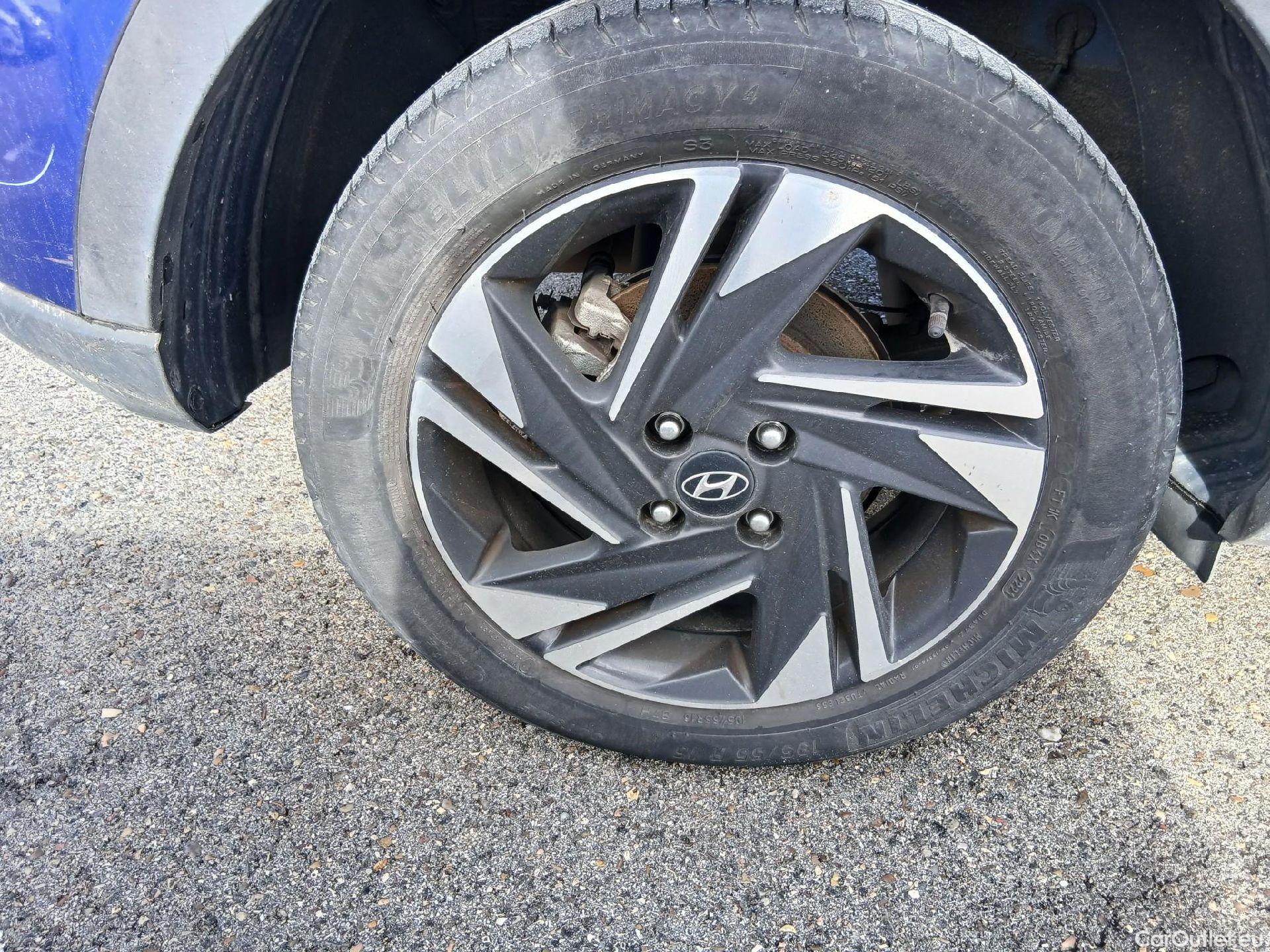  Hyundai  Bayon HYUNDAI  / 2021 / 5P / todoterreno 1.2 MPI Maxx #54