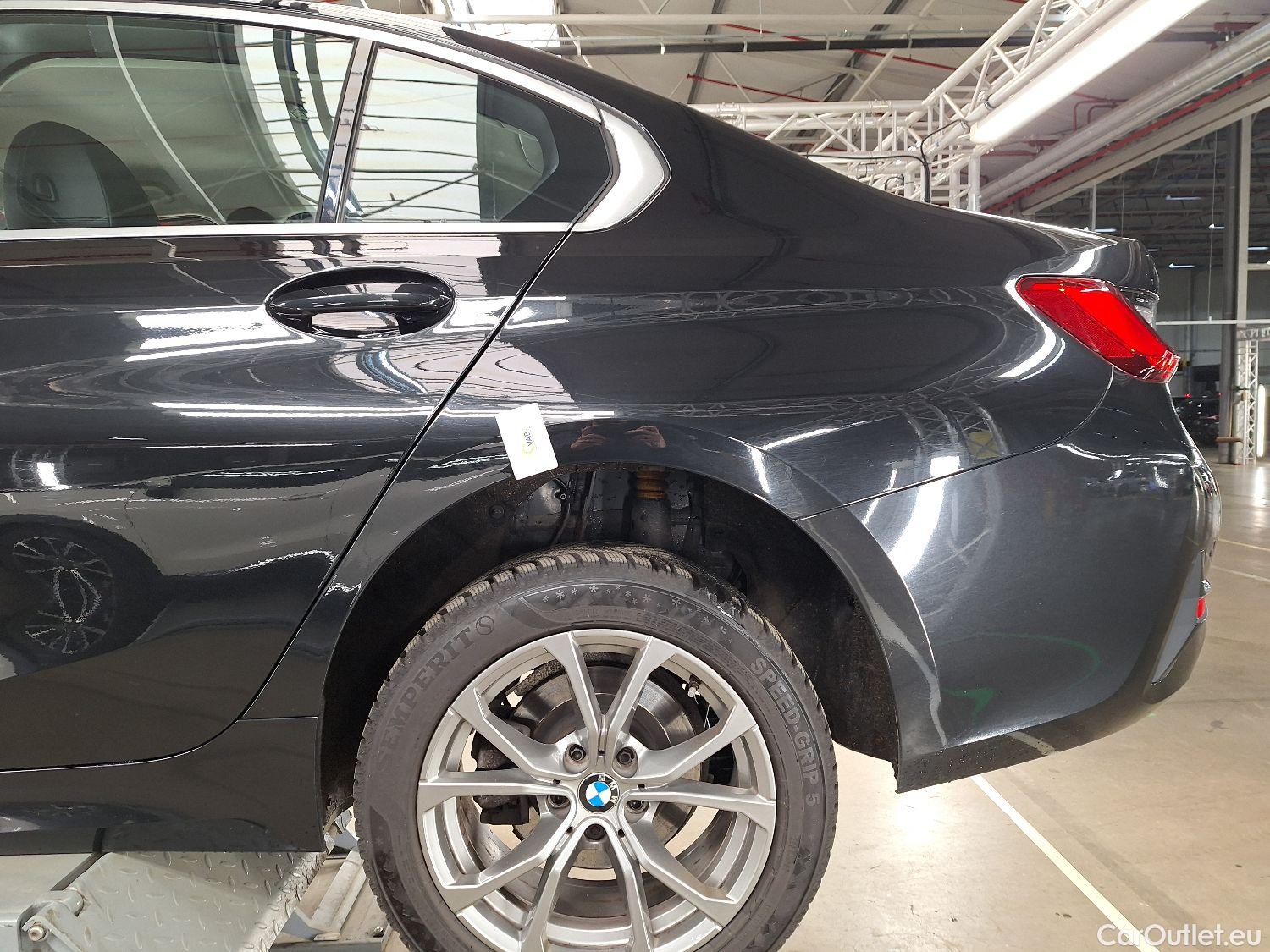  Bmw  Serie 3 BMW, 3-serie '18, BMW 3 Reeks Berline 318dA (110 kW) 4d #17