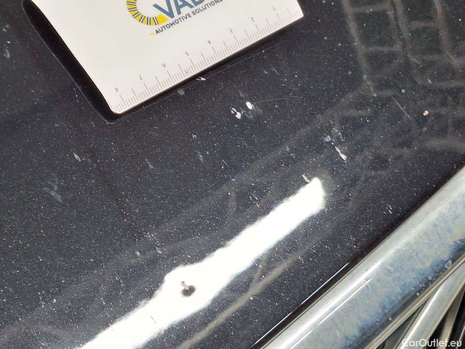  Volvo  XC 40 Volvo, XC40 '17, Volvo XC40 T3 Geartronic Momentum Pro 5d #47