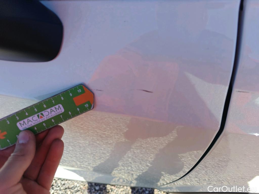  Nissan  Qashqai NISSAN  / 2021 / 5P / todoterreno DIG-T 116kW (158CV) mHEV Xtronic Acenta (AC2) #17