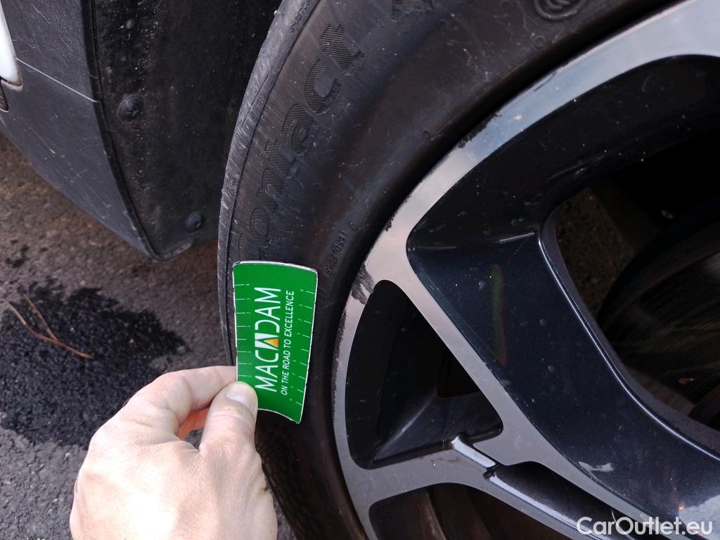  KIA  Sportage KIA  / 2018 / 5P / todoterreno 1.6 CRDi 100kW GT Line Xtre Plus DCT 4x2(SL)(SP) #4