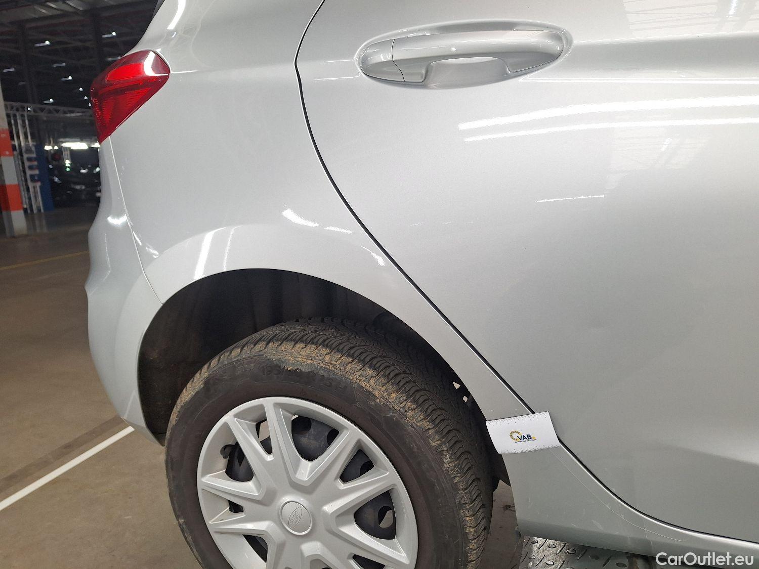  Ford  Fiesta Ford,  '17, Ford  1.1i 52kW Business Class 5d #1