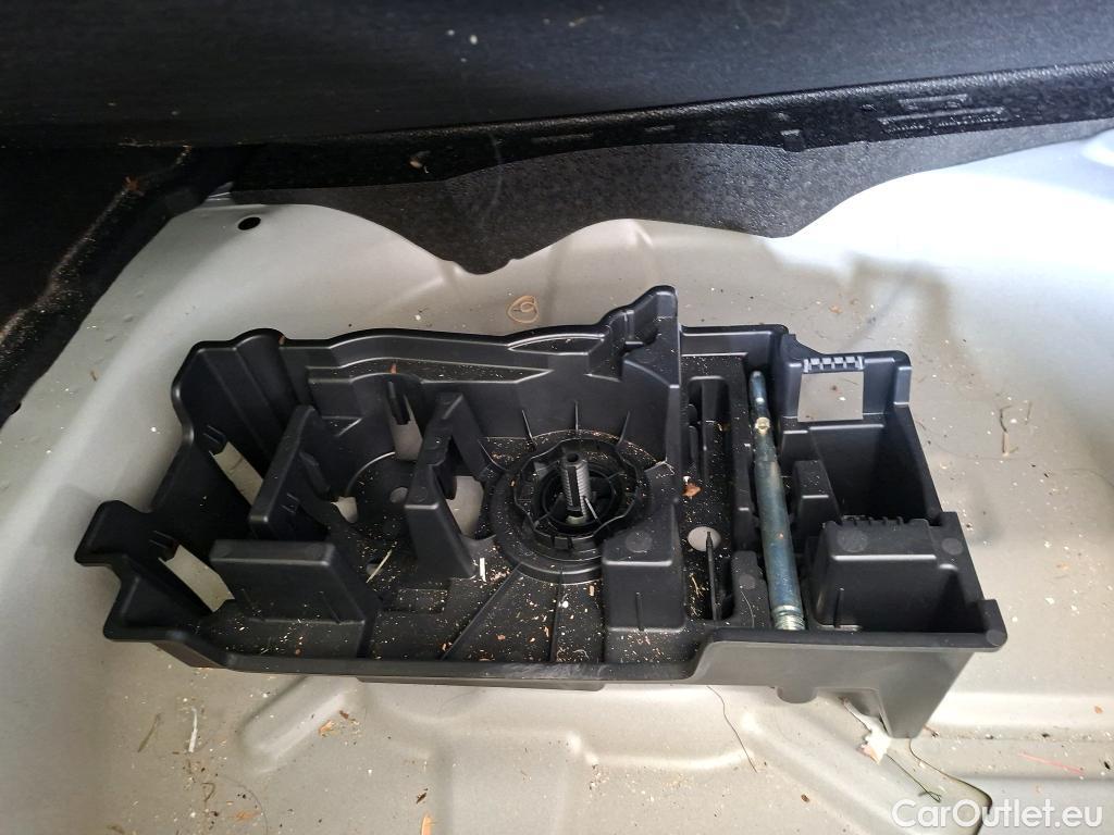  Citroen  C4  Berline Feel Nav Business R 1.5 BlueHDI 130CV BVA8 E6d / TRANSFO VP/VF #22