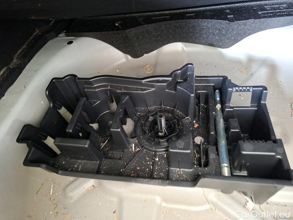  Citroen  C4  Berline Feel Nav Business R 1.5 BlueHDI 130CV BVA8 E6d / TRANSFO VP/VF #21