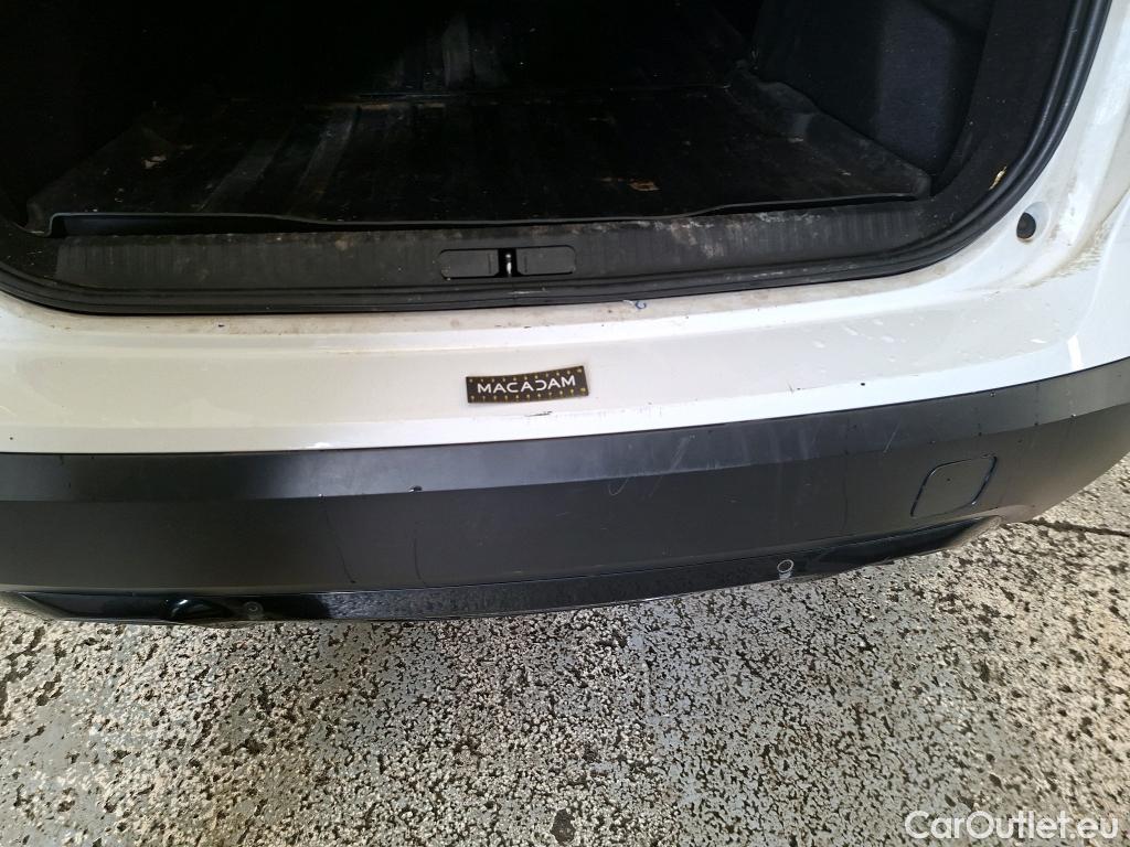  Citroen  C4  Berline Feel Nav Business R 1.5 BlueHDI 130CV BVA8 E6d / TRANSFO VP/VF #16