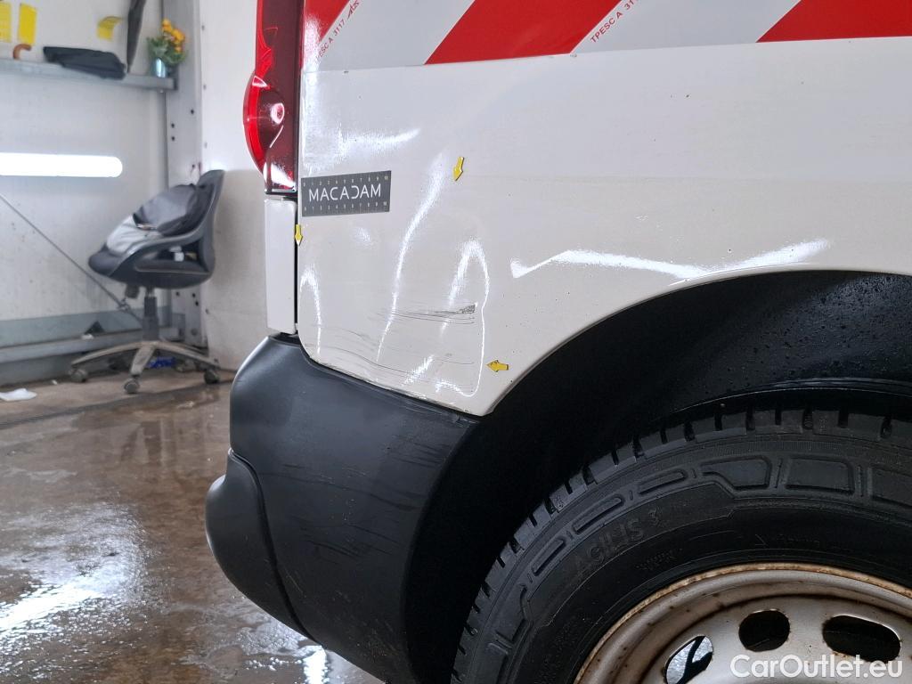  Citroen  Berlingo  Fourgon Club L1 (Court) 1.6 BlueHDi 75CV BVM5 E6 #10