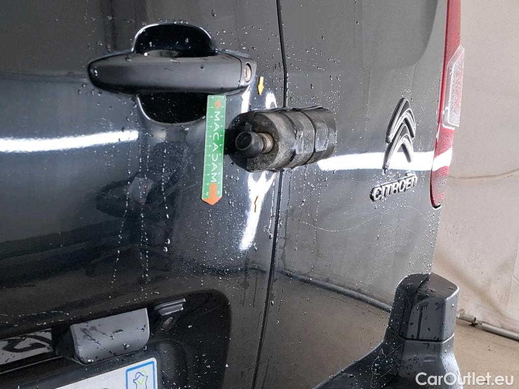  Citroen  Berlingo  Fourgon Club M 1000 1.5 BlueHDi 130CV BVA8 E6dT #19