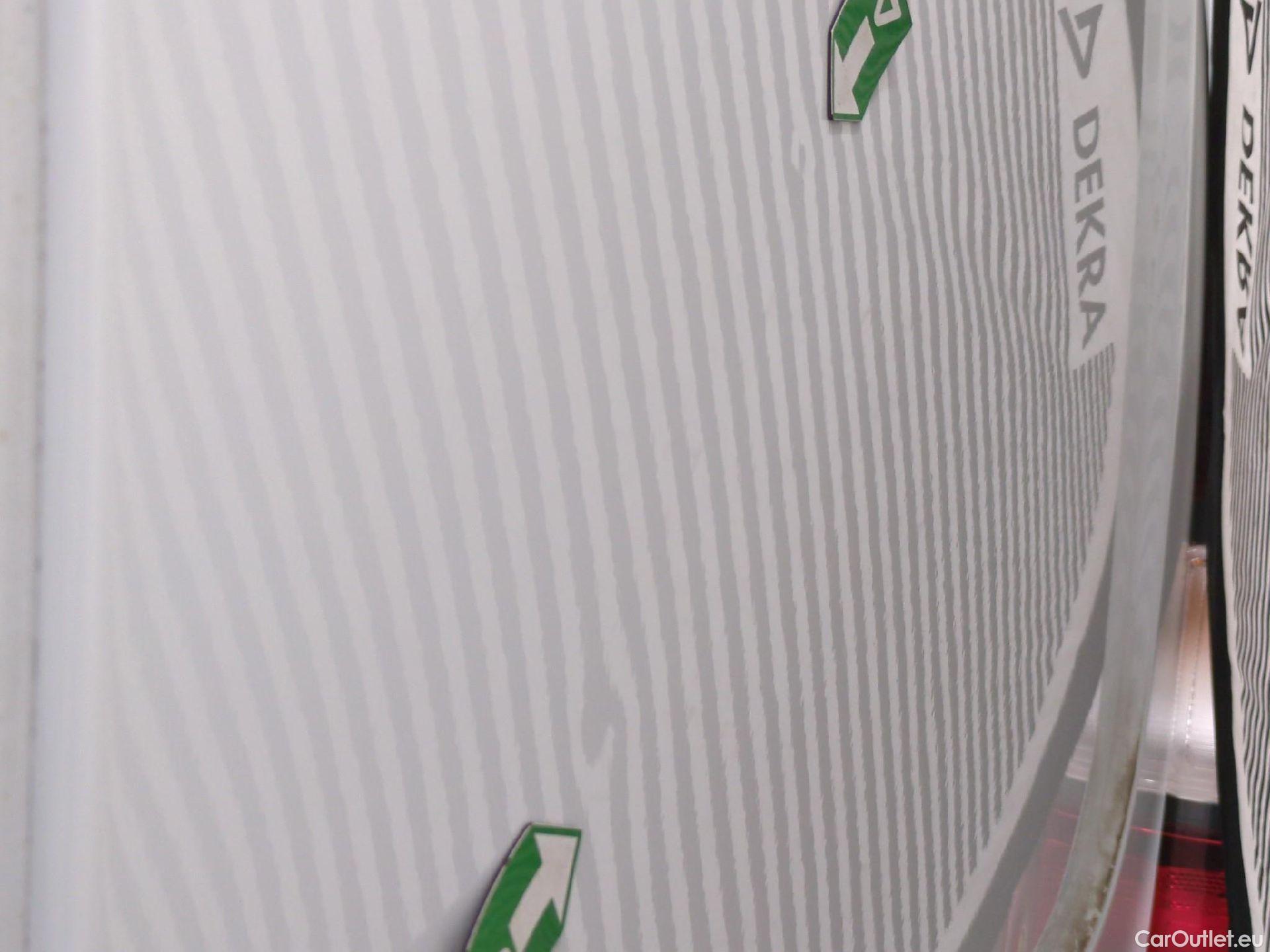  Fiat  Talento FIAT  VU 4p Fourgon FT 1.0 CH1 - 1.6 Mtjet 95 Pack Pro Nav #95