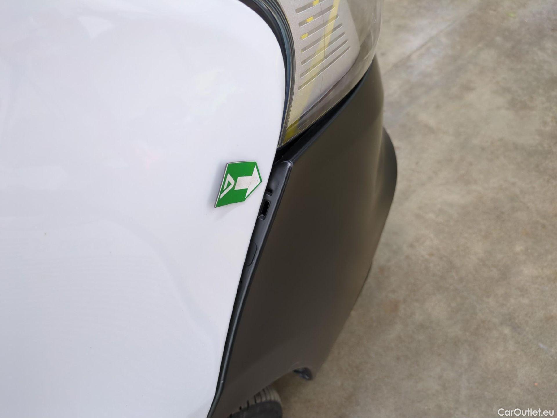  Fiat  Talento FIAT  VU 4p Fourgon FT 1.0 CH1 - 1.6 Mtjet 95 Pack Pro Nav #37