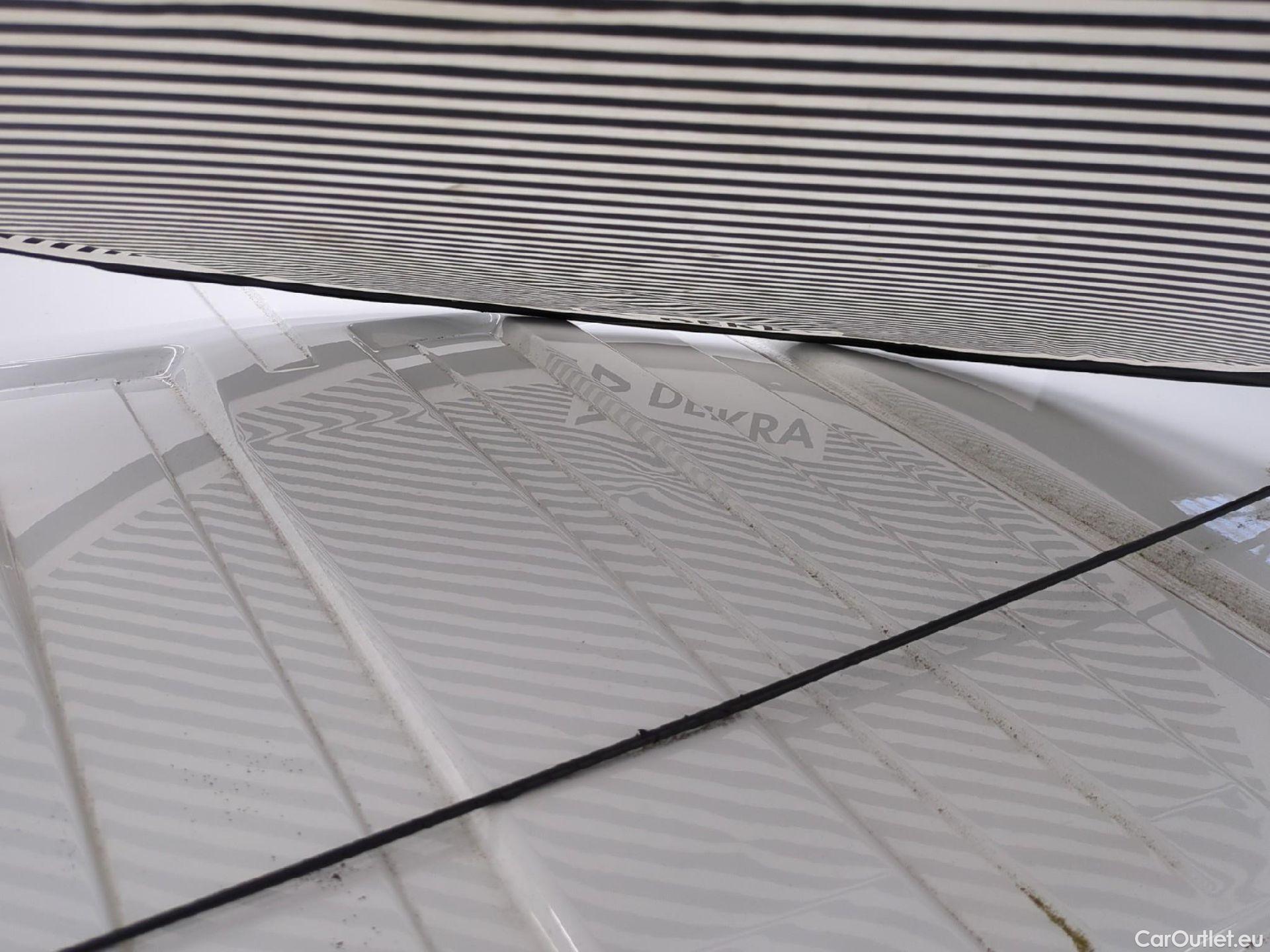  Fiat  Talento FIAT  VU 4p Fourgon FT 1.0 CH1 - 1.6 Mtjet 95 Pack Pro Nav #103