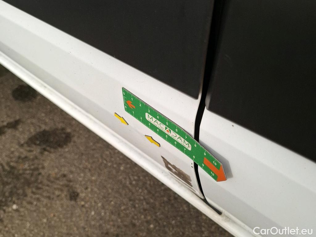  Ford  Transit FORD  Custom VU 4p Fourgon 2.0 ECOBLUE 130 300 L1H1 TREND BUSINESS #93