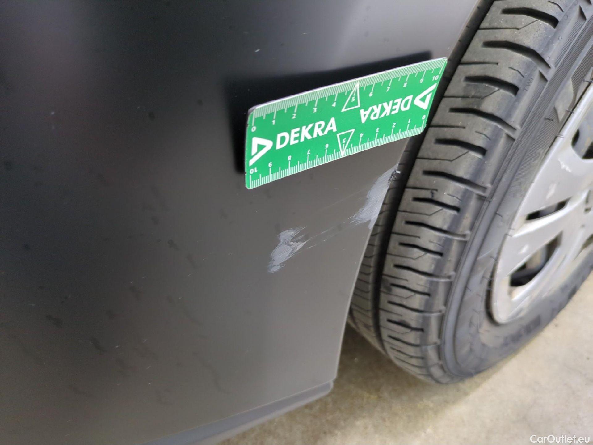  Fiat  Talento FIAT  VU 4p Fourgon FT 1.0 CH1 - 1.6 Mtjet 95 Pack Pro Nav #40