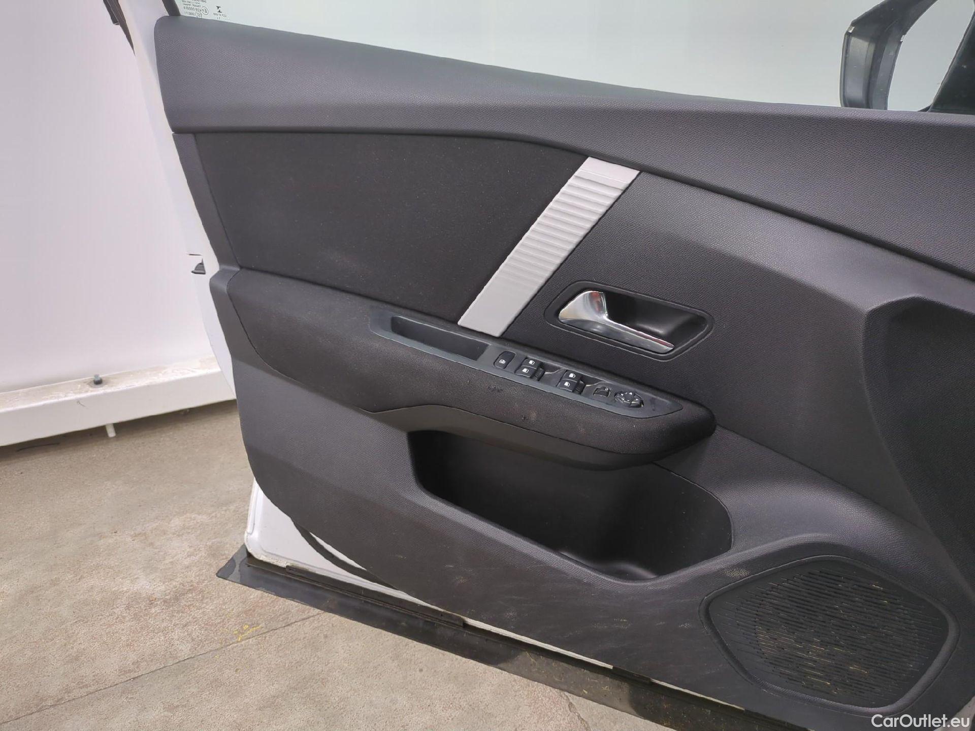  Citroen  C4  Berline Feel Nav Business 1.5 BlueHDI 130CV BVA8 E6d / TRANSFO VP VF #28