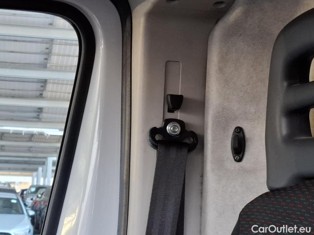  Citroen  Jumper CITROEN  VU 4p Fourgon 30 L1H1 BlueHDi 130 BVM6 Business #104