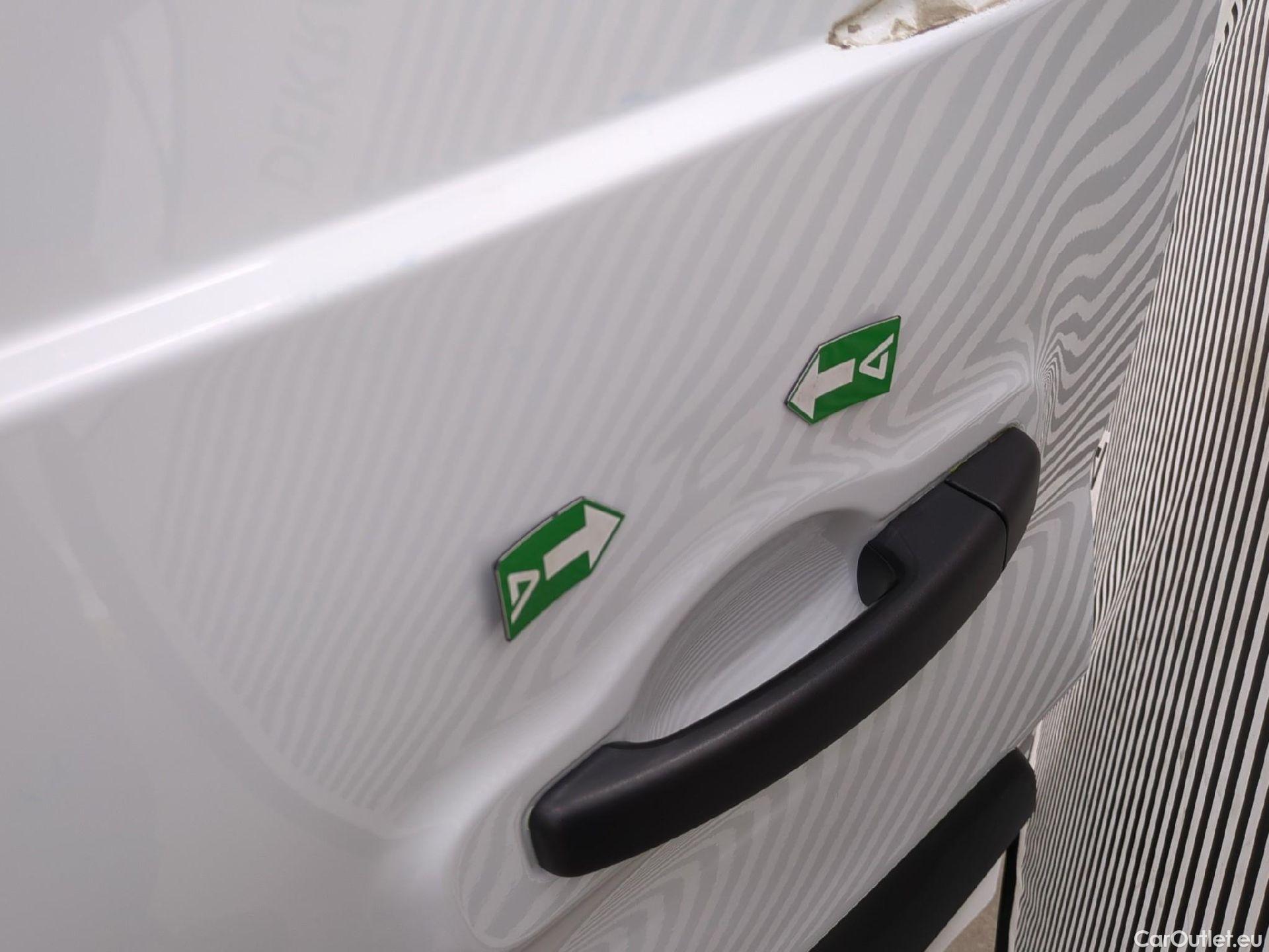  Fiat  Talento FIAT  VU 4p Fourgon FT 1.0 CH1 - 1.6 Mtjet 95 Pack Pro Nav #83