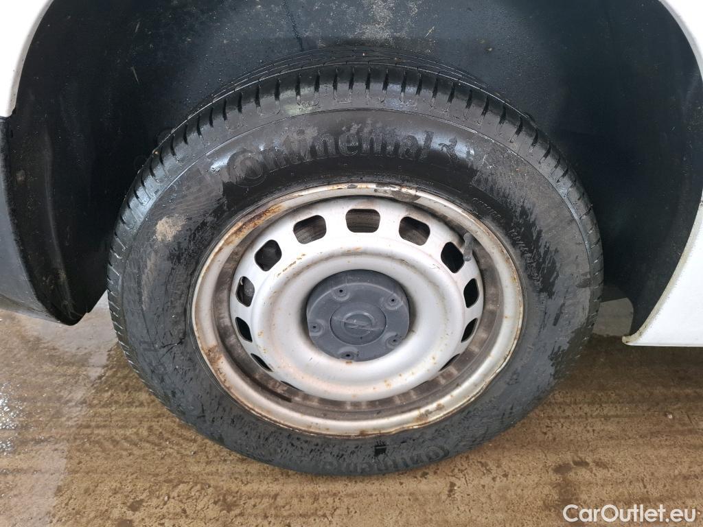  Opel  Combo OPEL  / 2018 / 4P / Fourgonnette 1.5 diesel 100chL1H1/stand CARGO PACK C #12