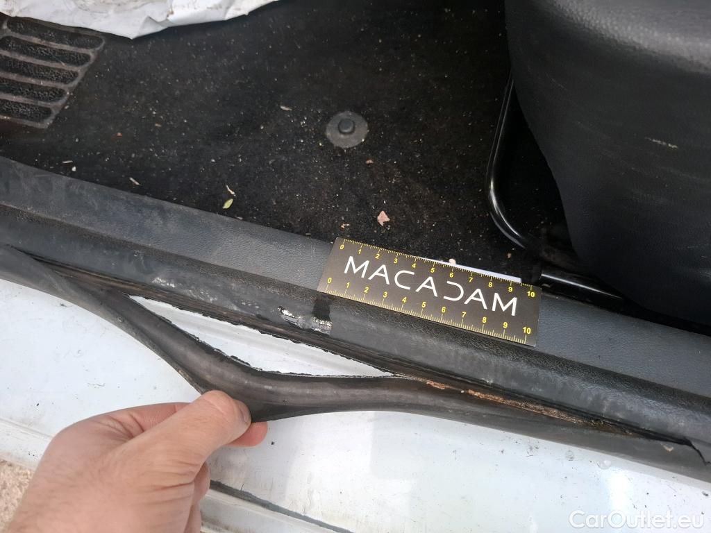  Renault  Clio  IV Air 1.5 dCi 75CV BVM5 E6 #73