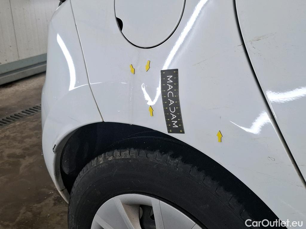  Renault  Clio  IV Air 1.5 dCi 75CV BVM5 E6 #13