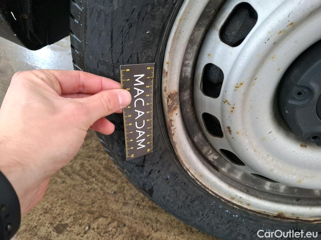  Opel  Combo OPEL  / 2018 / 4P / Fourgonnette 1.5 diesel 100chL1H1/stand CARGO PACK C #13