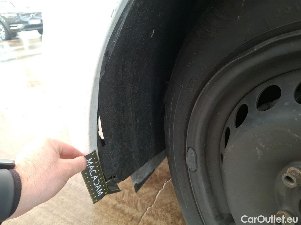  Renault  Clio  IV Air 1.5 dCi 75CV BVM5 E6 #74