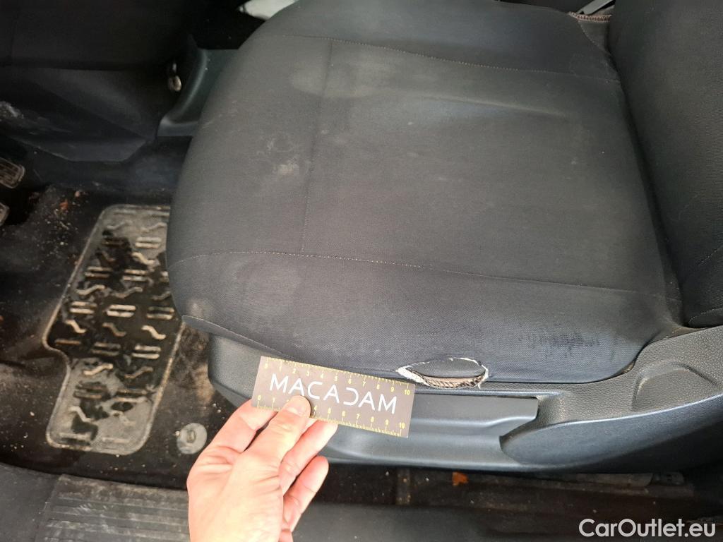  Opel  Combo OPEL  / 2018 / 4P / Fourgonnette 1.5 diesel 100chL1H1/stand CARGO PACK C #51