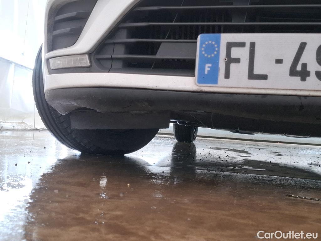  Renault  Clio  IV Air 1.5 dCi 75CV BVM5 E6 #53