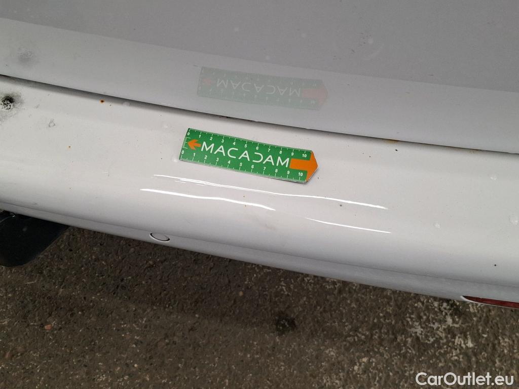  Volkswagen  Transporter VOLKSWAGEN  / 2019 / 4P / Fourgon tôlé 2.0 TDi 150 DSG7 L1H1 Business Plus #4