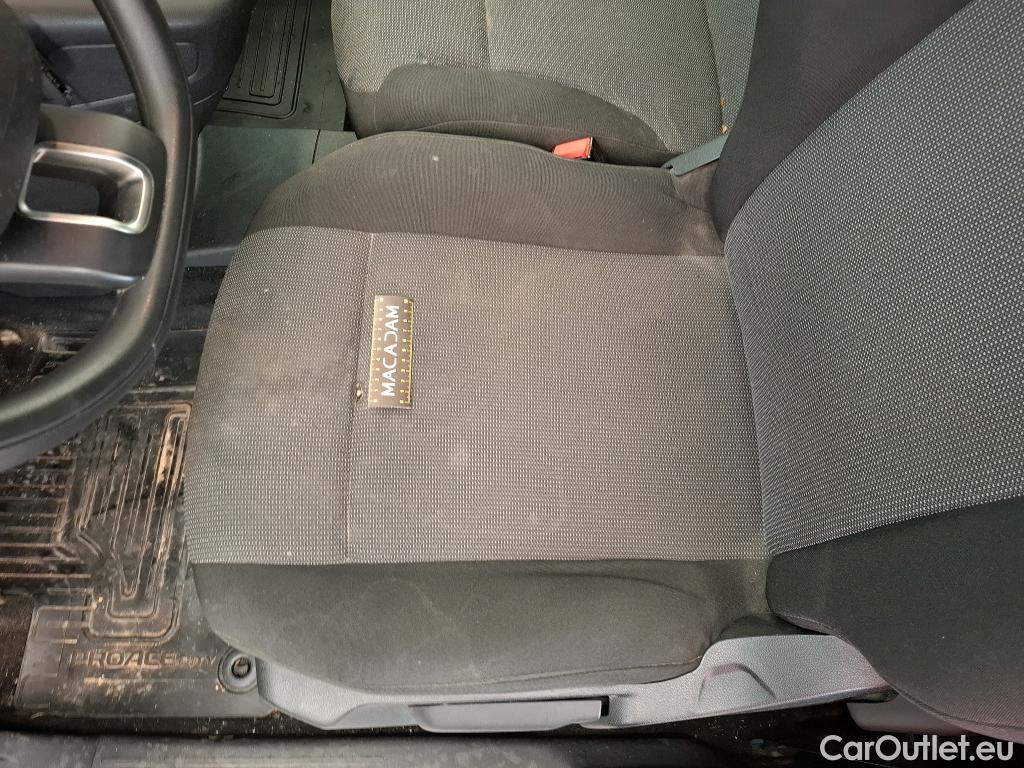  Toyota  Proace TOYOTA  City / 2019 / 4P / Fourgonnette 1.5 Long 100 D-4D Business #36