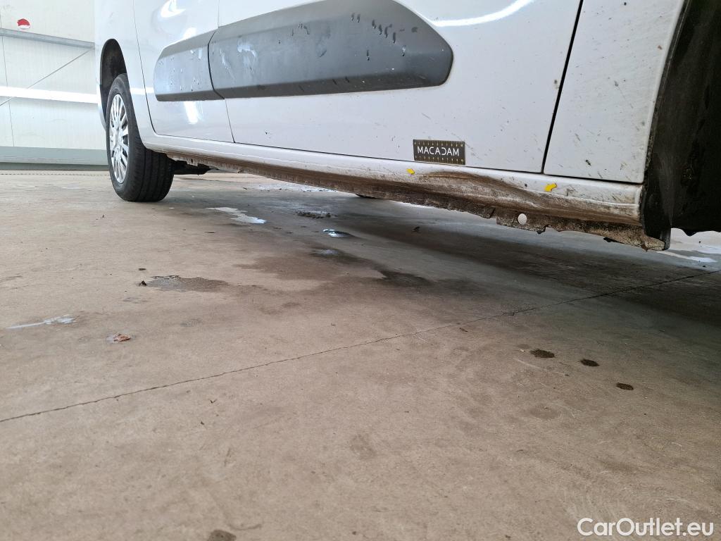  Toyota  Proace TOYOTA  City / 2019 / 4P / Fourgonnette 1.5 Long 100 D-4D Business #25