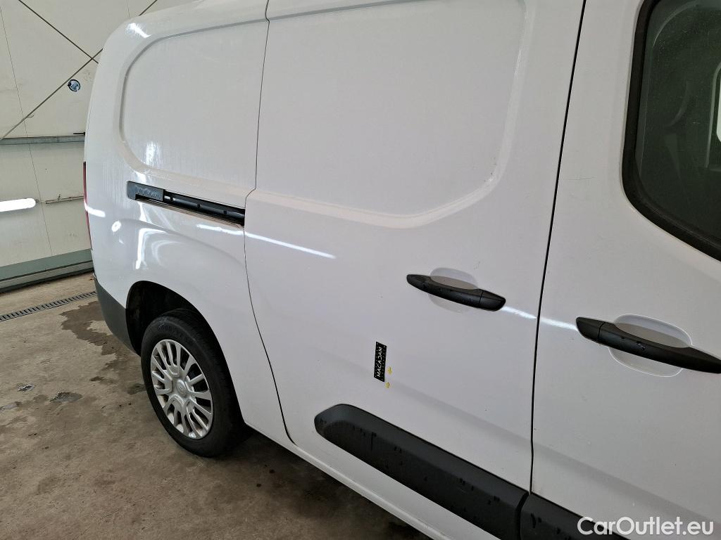  Toyota  Proace TOYOTA  City / 2019 / 4P / Fourgonnette 1.5 Long 100 D-4D Business #54